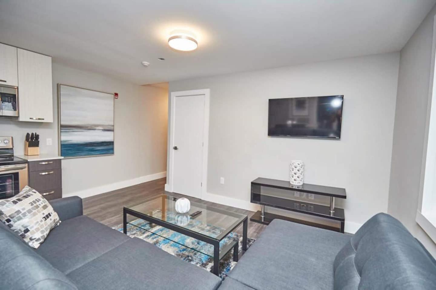 Clifton Hill Hideaway 2B -Two Bedroom Condo Niagara Falls Ngoại thất bức ảnh